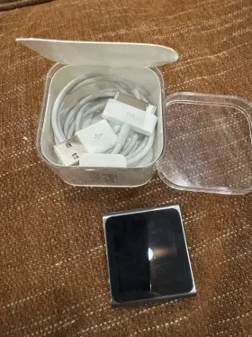 Pc688ll Apple Pc688ll/a Harley-davidson Cvo Ipod Nano 8gb Graphite