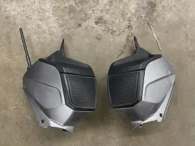 708300036 Can-am Spyder Rt-s Se5 Rt Roadster 11 12 13 14 Oem Radio Speakers Sound Box