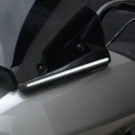 Cd-rg23-swt-b Custom Dynamics Led Turn Signal Windshield Trim Smoke Lens 2023-2025 Cvo/st Road Glide