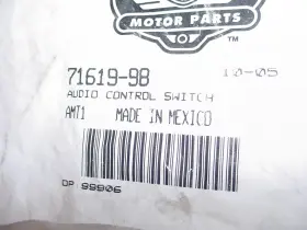 71619-98 Harley-davidson Audio Control Switch