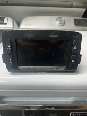 76000076b Harley-davidson Road Glide Radio