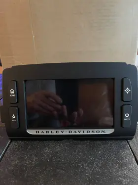 76000076c Harley-davidson 14-18 Touring Boom Box 6.5 Gps Navigation Radio Audio