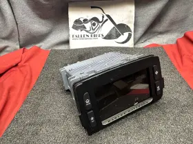 76000228a Harley-davidson Genuine Touring Boom 6.5 Gt Radio - For Repair / Parts