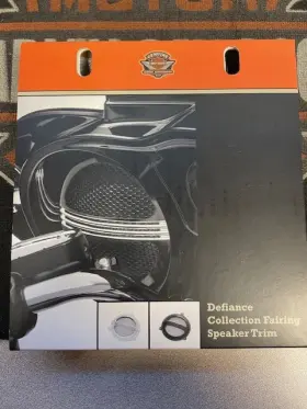 76000685 Harley-davidson Defiance Collection Fairing Speaker Chrome Trim