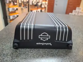 76000997 Harley-davidson 76000821 Road Street Glide Cvo Amp Rockford Fosgate