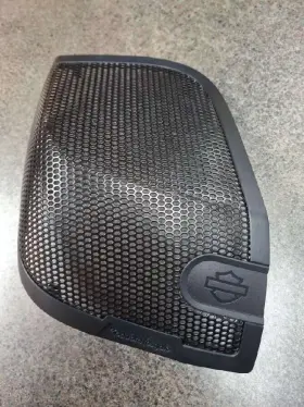 76001025 Harley-davidson Rockford Fosgate 5x7 Saddlebag Lid Speaker Grill Right