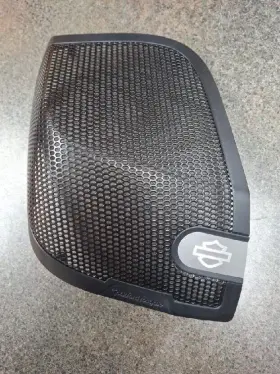 76001027 Harley-davidson Rockford Fosgate 5x7 Saddlebag Lid Speaker Grill Right