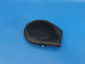 76001328 Harley-davidson 24-25 Oem Street Glide Right Fairing Speaker Cover