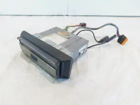 76164-92 Harley Davidson 1994 94 Touring Electra Glide Ultra Classic Sound System Radio