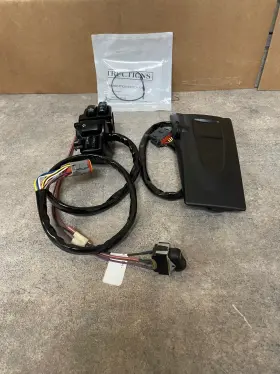 77173-06 Harley Davidson Genuine Communication Switch Kit P/n Nos