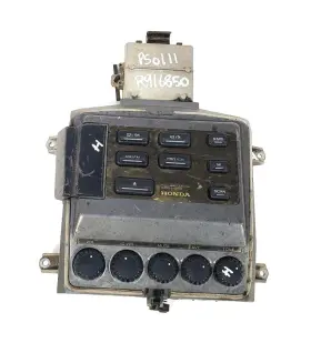 829.honp98 Honda 1998 Gl1500se Oem Radio Untested Sold As Is