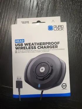 7105200 Quadlock Quad Lock Weatherproof Wireless Charger Head New Nice Item