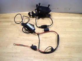 Ram-b-149z-a-un12w-v7m-1 Ram Mounts U-bolt X-grip Mount With Wireless Charging See Full Description