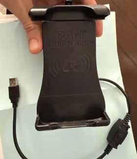 Ram-hol-un14wb-2s Ram Mounts Quick-grip Waterproof Wireless Charging Phone Holder Ramholun14wb-2s
