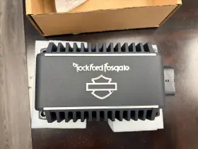 1581515161 Rockford Fosgate 500w Amp With Stage 2 Speaker Kit Frame Mounted Fairing