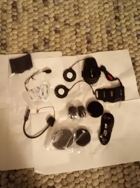 10s-02 Sena 10s Bluetooth Intercom Headset - Single