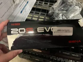 20s-evo-11 Sena Read Descr 20s Evo Bluetooth Communication System - Description