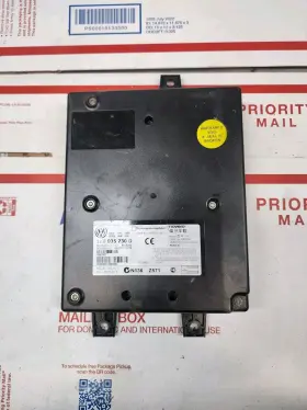 1k8035730d Volkswagen Golf Bluetooth Control Module 1k8 035 730 D